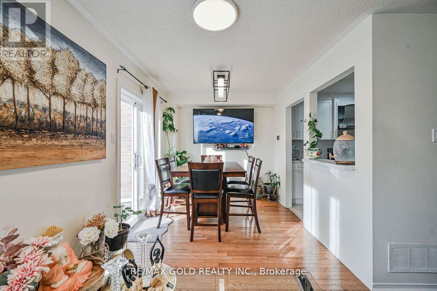 30 Wickstead Court, Brampton, Ontario  L6R 1N8 - Photo 21 - W13811330
