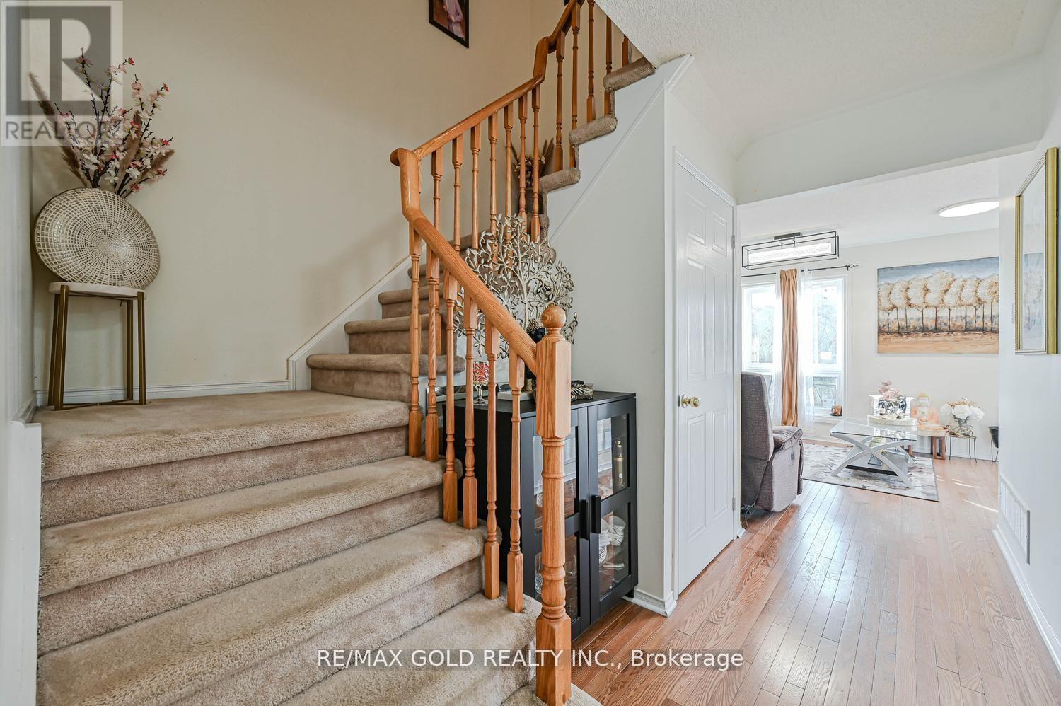 30 Wickstead Court, Brampton, Ontario  L6R 1N8 - Photo 24 - W13811330