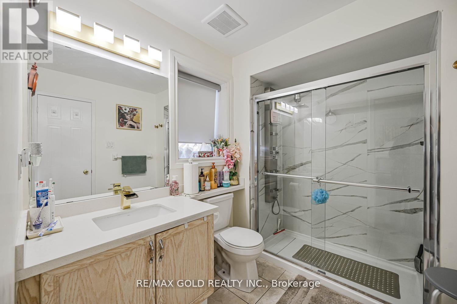 30 Wickstead Court, Brampton, Ontario  L6R 1N8 - Photo 30 - W13811330