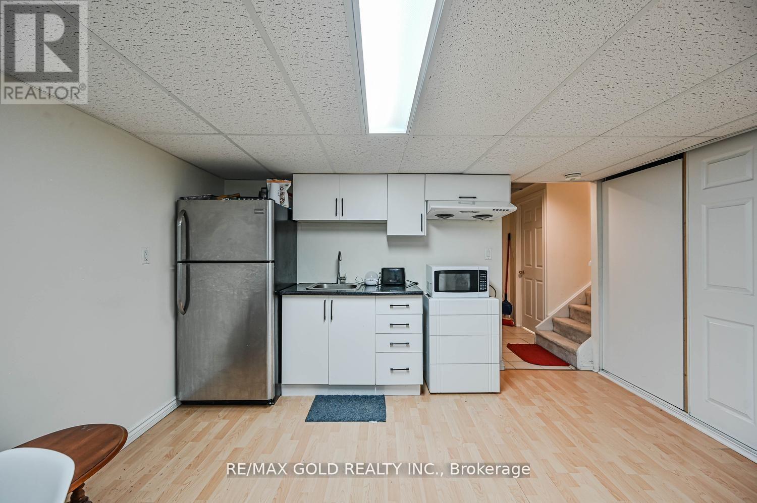 30 Wickstead Court, Brampton, Ontario  L6R 1N8 - Photo 42 - W13811330