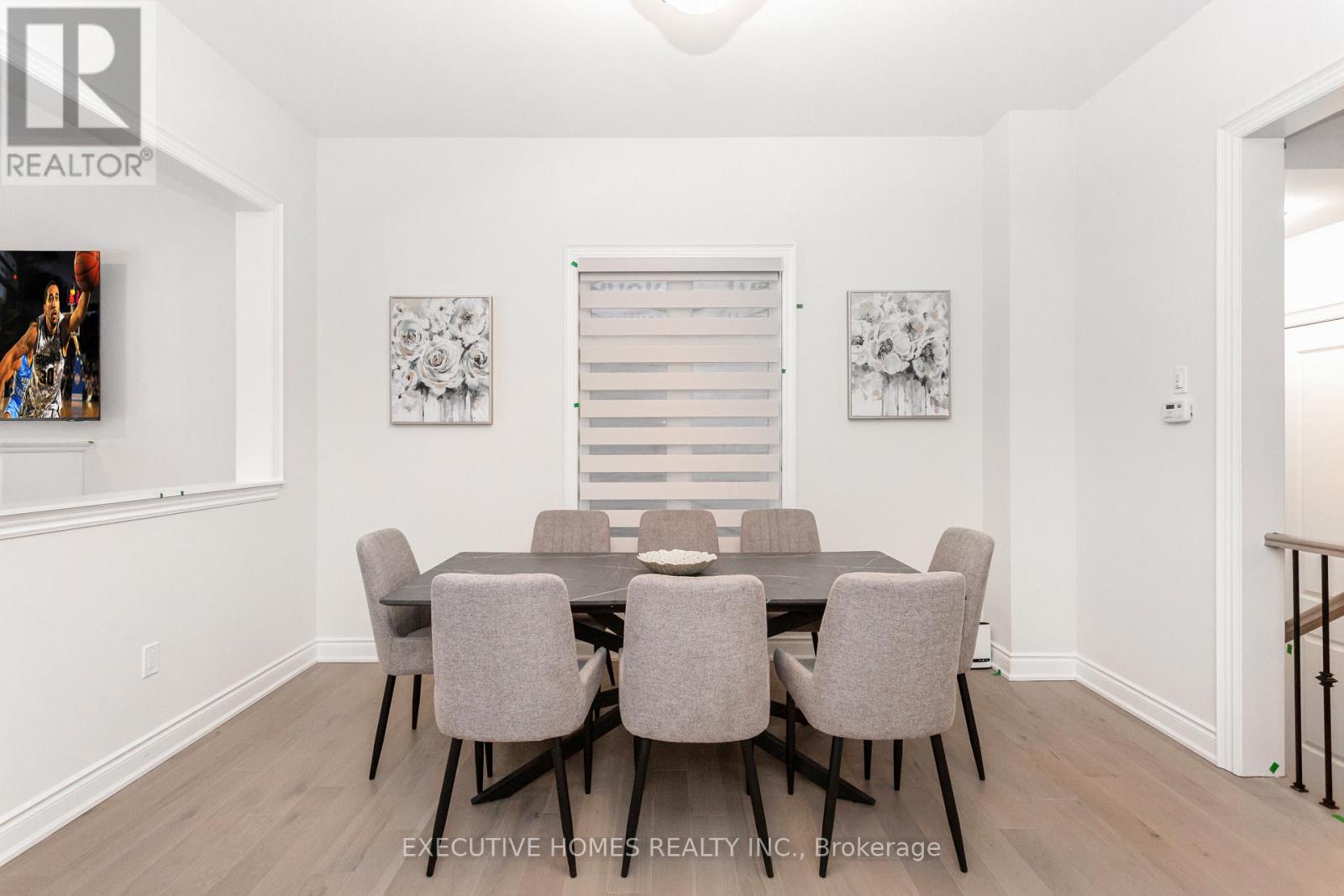 1371 Peony Path, Oakville, Ontario  L6H 7Z8 - Photo 11 - W13811338