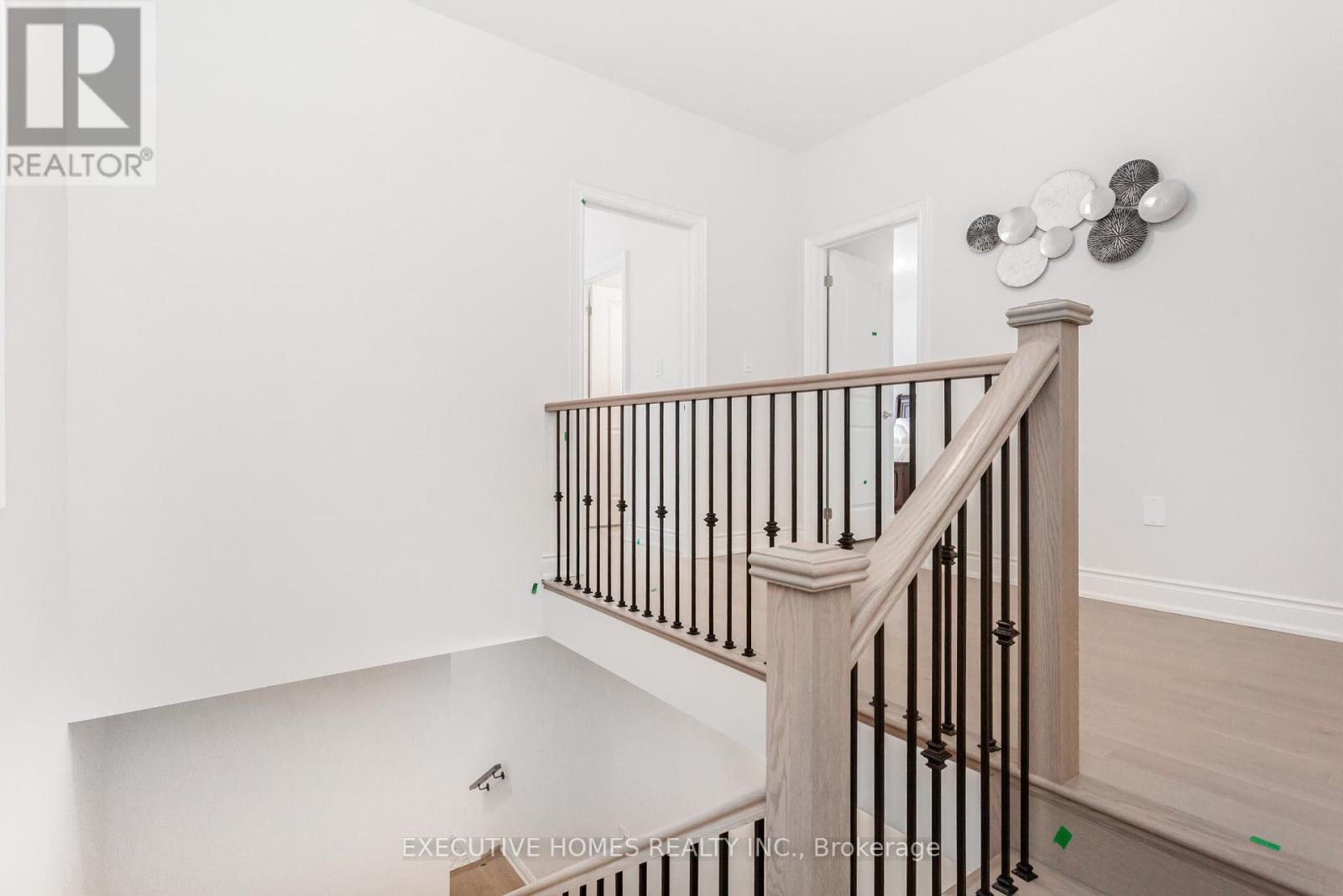 1371 Peony Path, Oakville, Ontario  L6H 7Z8 - Photo 24 - W13811338