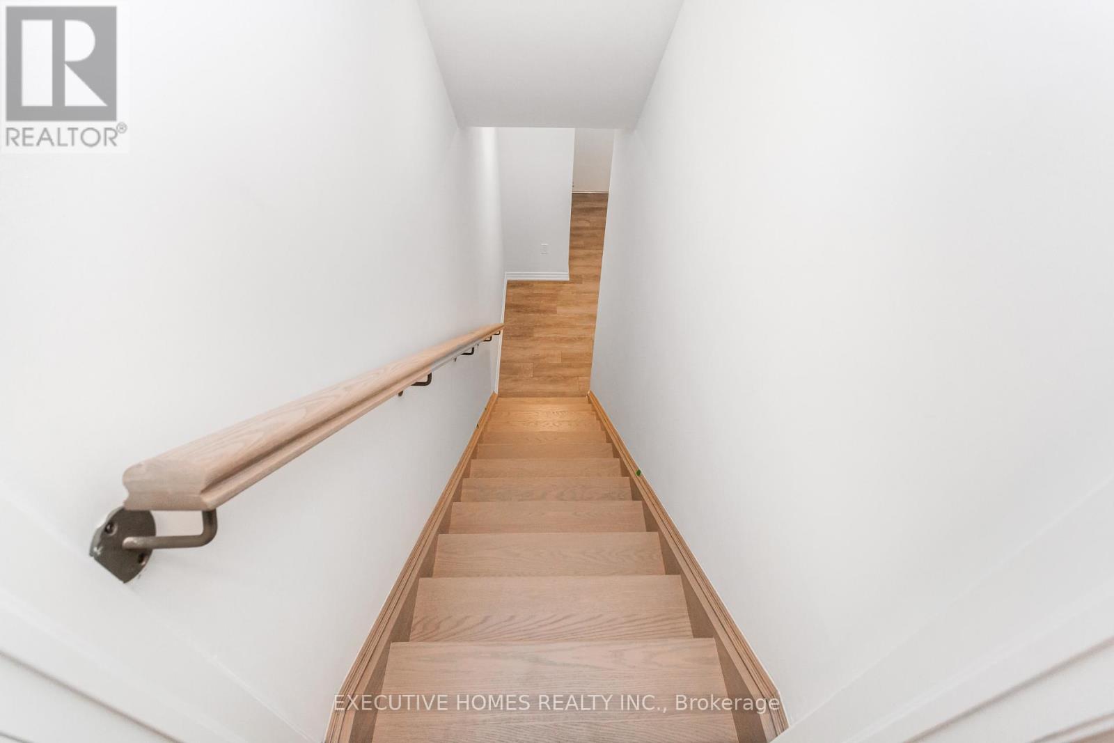 1371 Peony Path, Oakville, Ontario  L6H 7Z8 - Photo 39 - W13811338