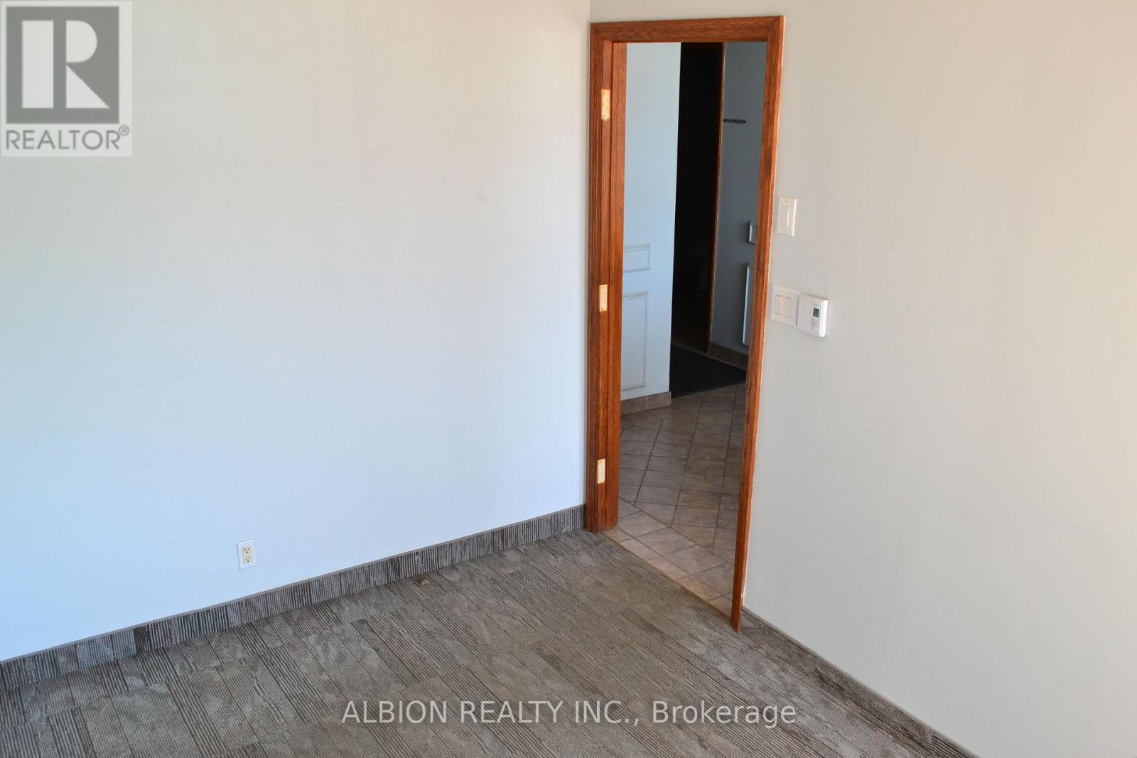 16 - 2001 Albion Road, Toronto, Ontario  M9W 6V6 - Photo 20 - W13811352