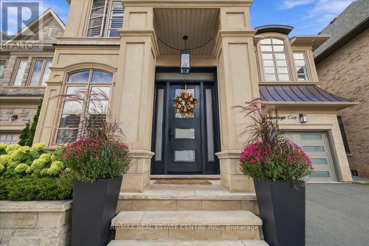 3124 Parsonage Crescent, Oakville, Ontario  L6H 0T9 - Photo 3 - W13811356