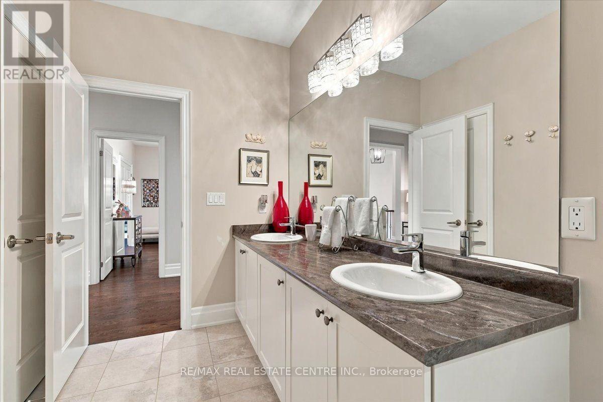 3124 Parsonage Crescent, Oakville, Ontario  L6H 0T9 - Photo 39 - W13811356