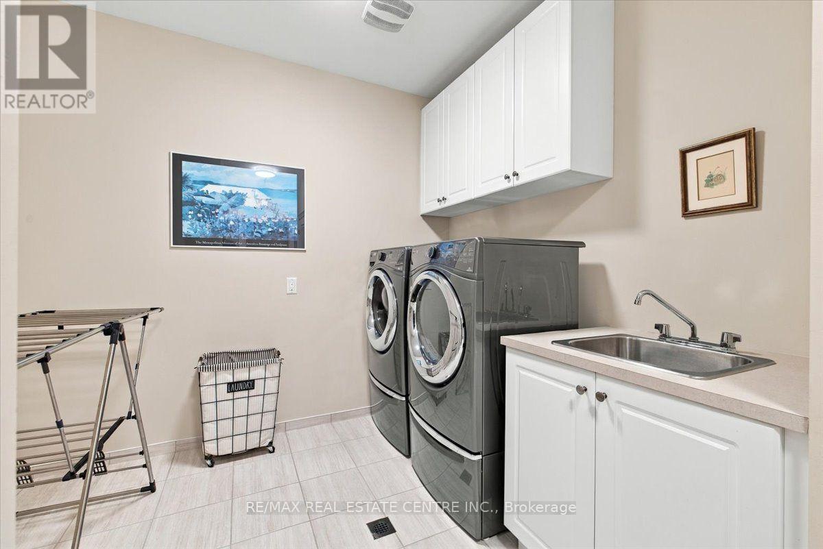 3124 Parsonage Crescent, Oakville, Ontario  L6H 0T9 - Photo 41 - W13811356