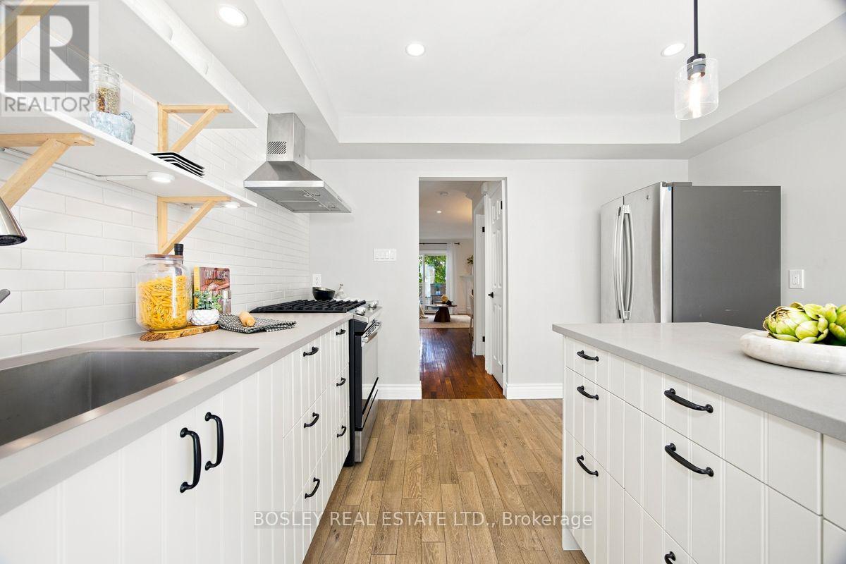 3 - 64 Old Mill Terrace, Toronto, Ontario  M8X 1A2 - Photo 13 - W13811408
