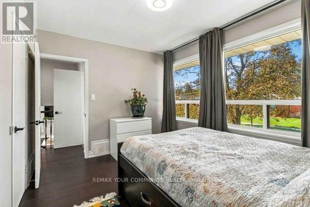2 Munhall Road, Toronto, Ontario  M9P 1P9 - Photo 28 - W13811438