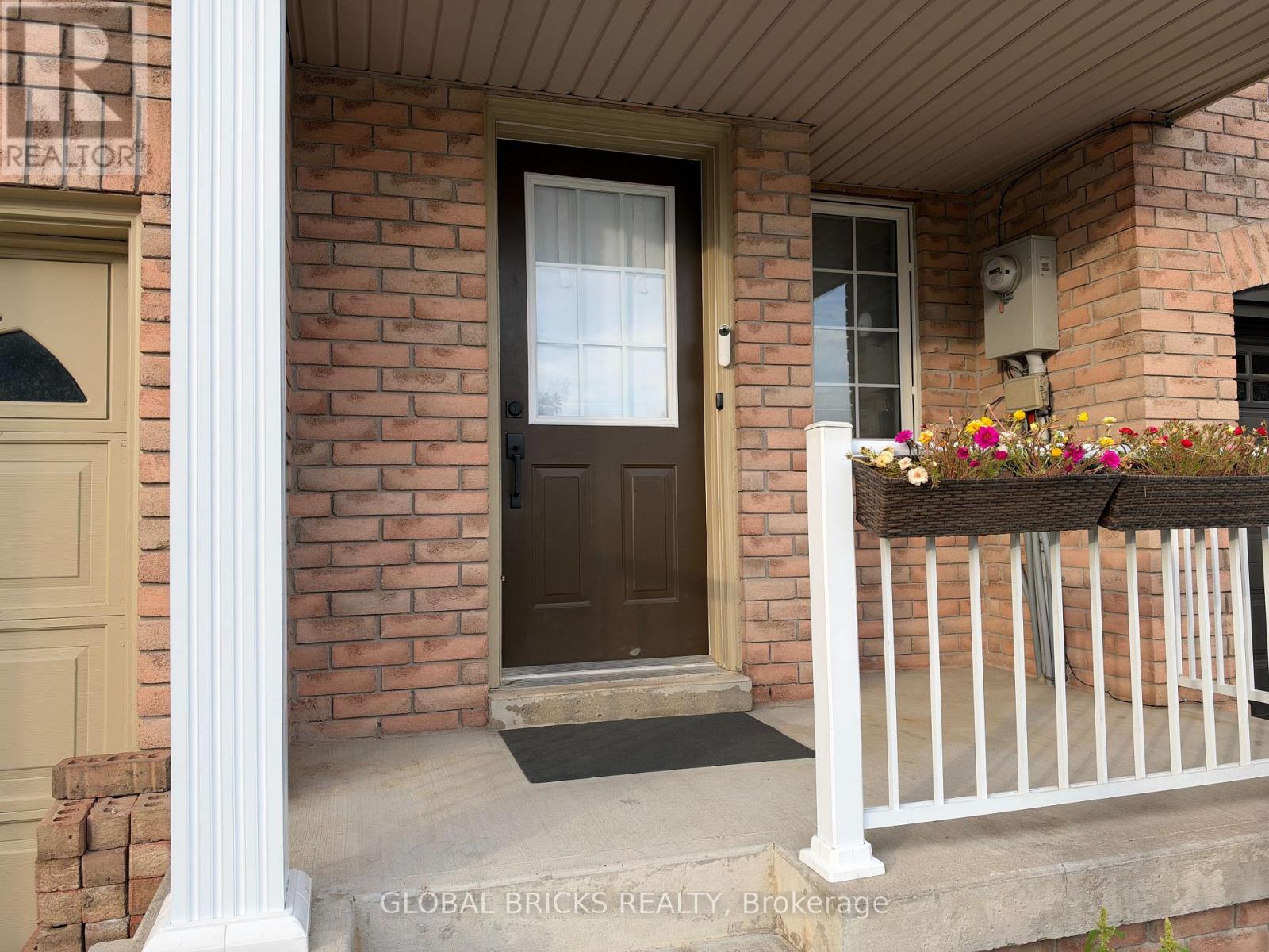 1049 Kennedy Circle, Milton (Be Beaty), Ontario  L9T 5S5 - Photo 2 - W13811452