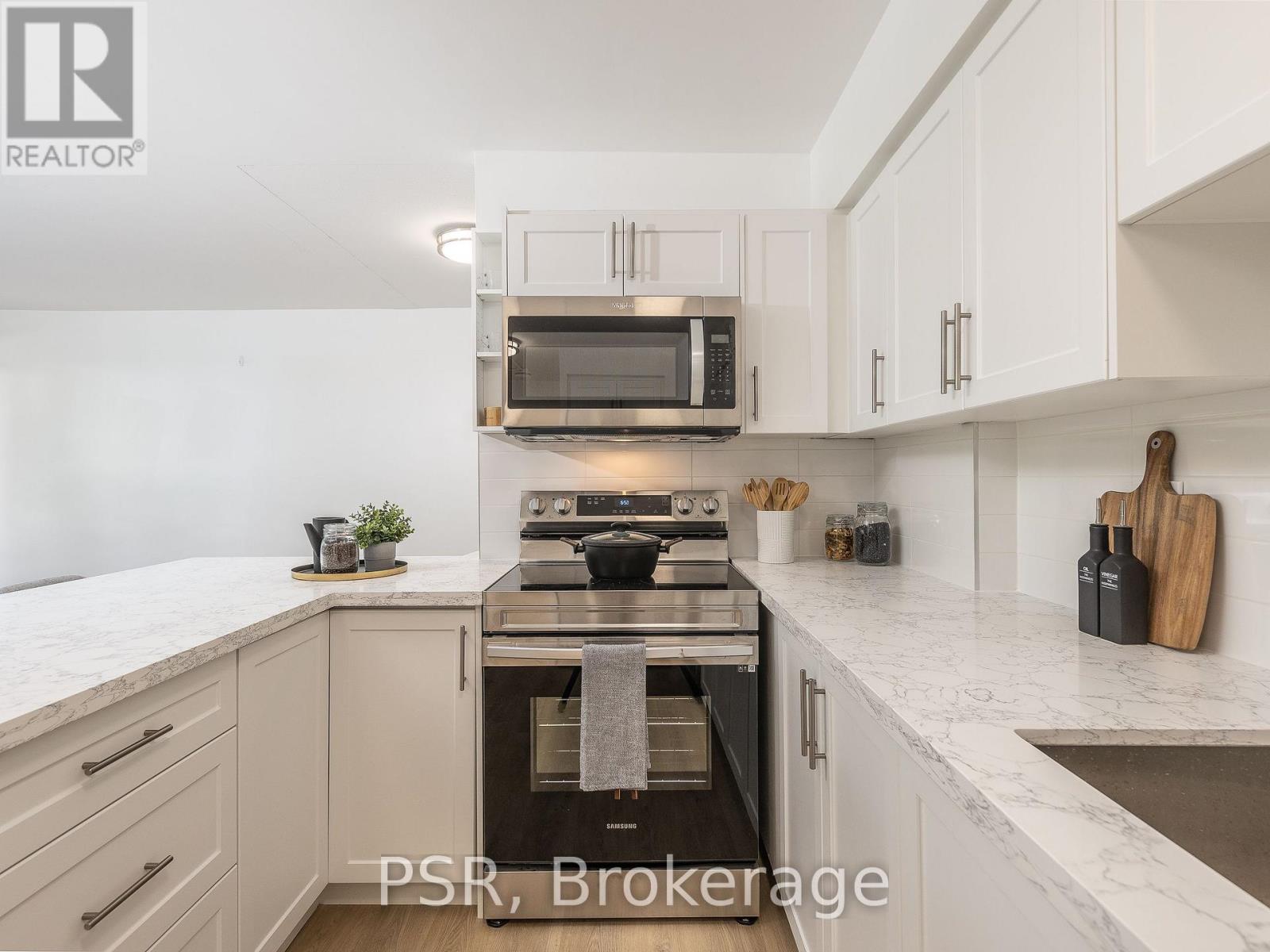 1006 - 240 Markland Drive, Toronto, Ontario  M9C 1R3 - Photo 12 - W13811458