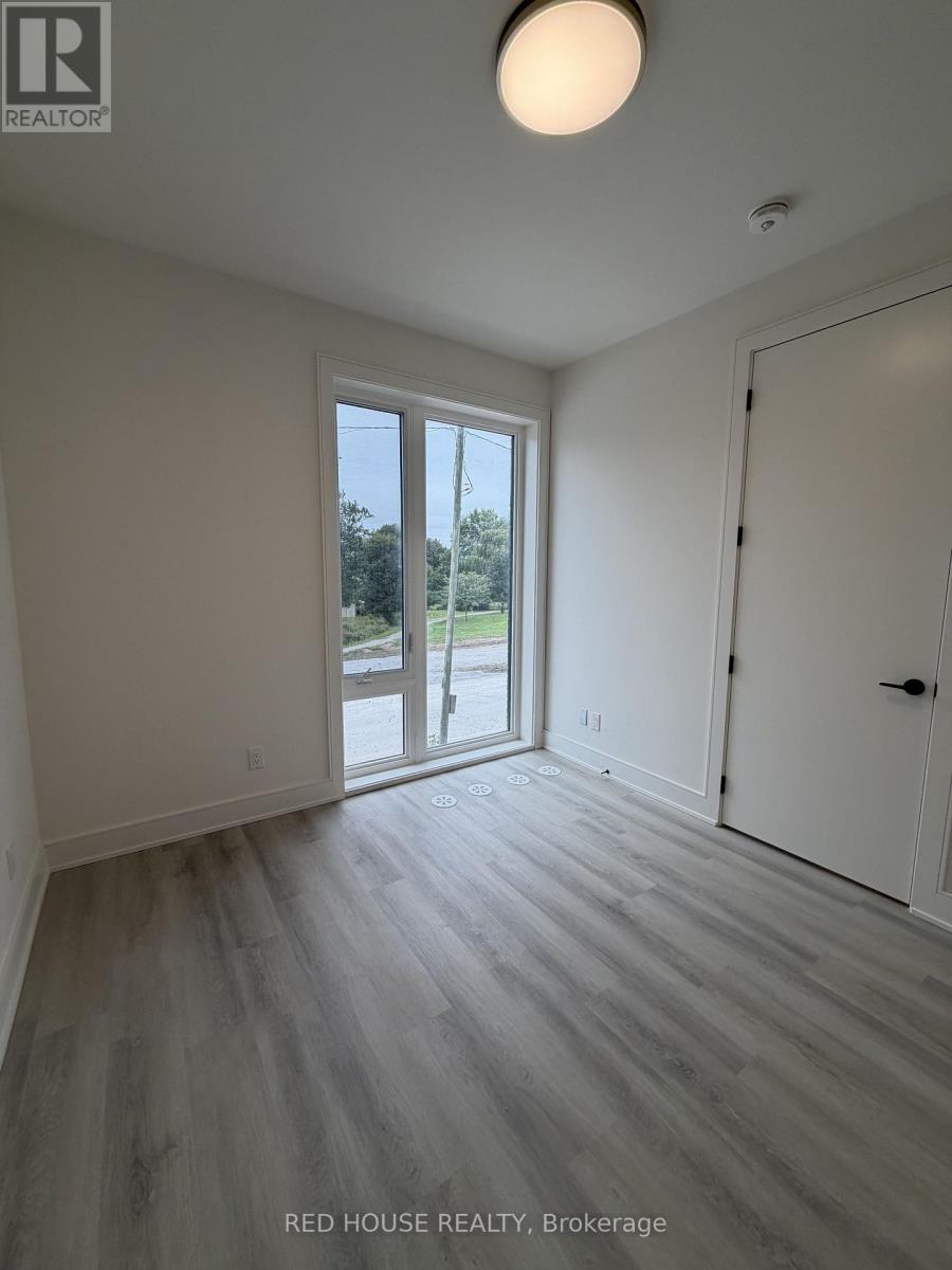 226 Ellis Avenue, St. Catharines, Ontario  L2P 0H2 - Photo 16 - X13811284