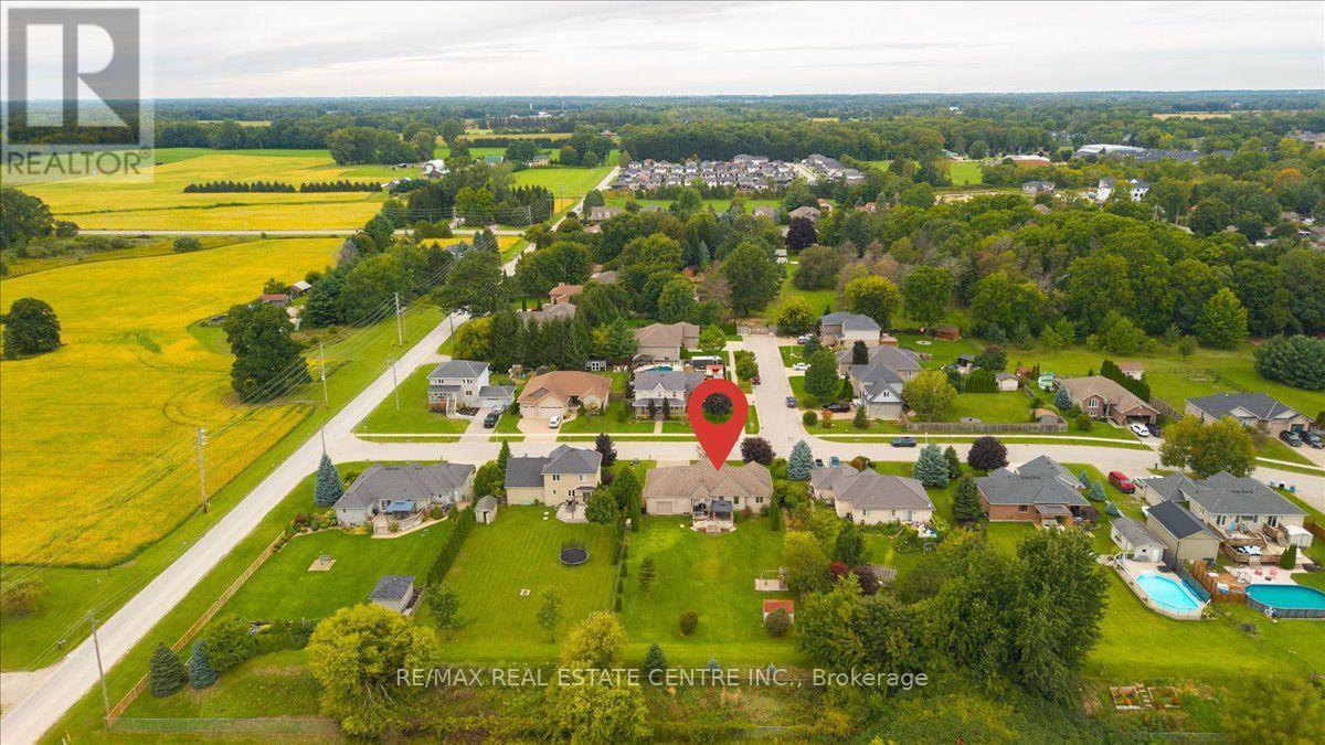 515 Woodward Drive, Strathroy-Caradoc, Ontario  N0L 1W0 - Photo 47 - X13811422