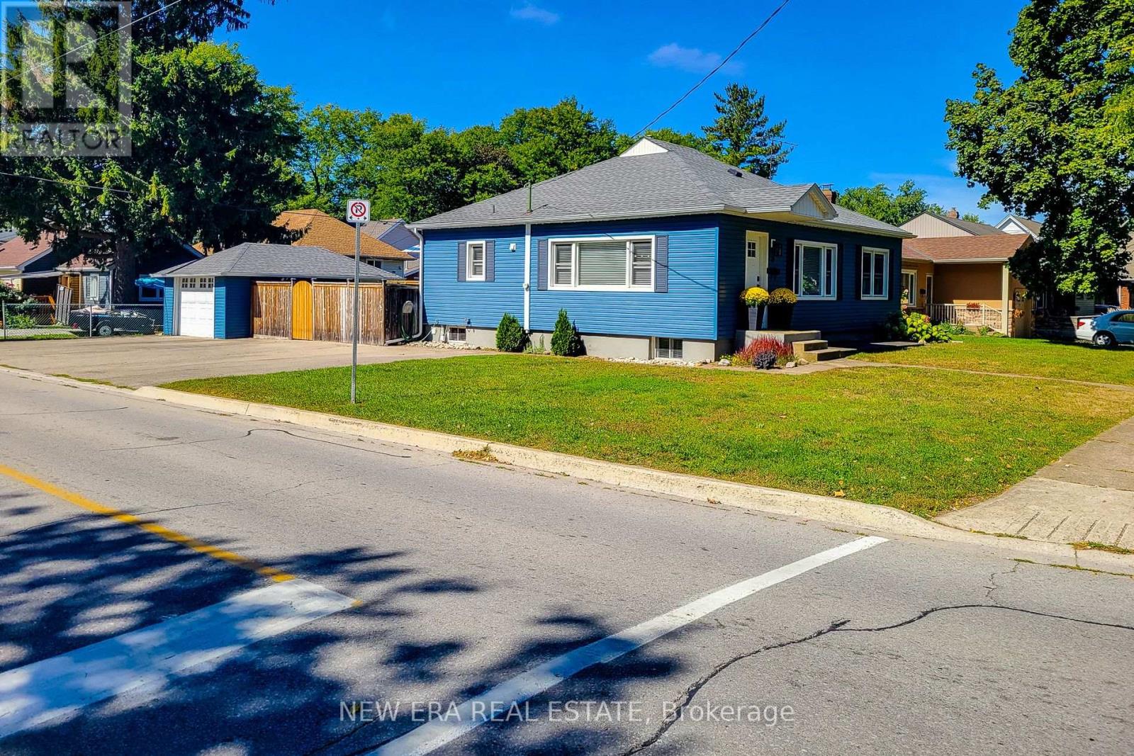 19 Thorndale Avenue, St. Catharines, Ontario  L2R 6A6 - Photo 4 - X13811446