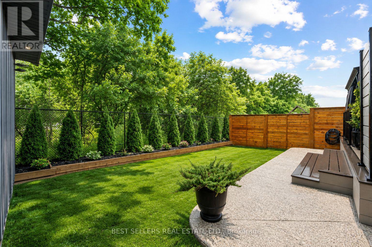 395 Klein Circle, Hamilton, Ontario  L9K 0K3 - Photo 34 - X13811488