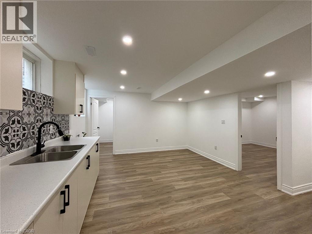 340 Watervale Crescent Unit# 2, Kitchener, Ontario  N2A 0G1 - Photo 6 - 40861679