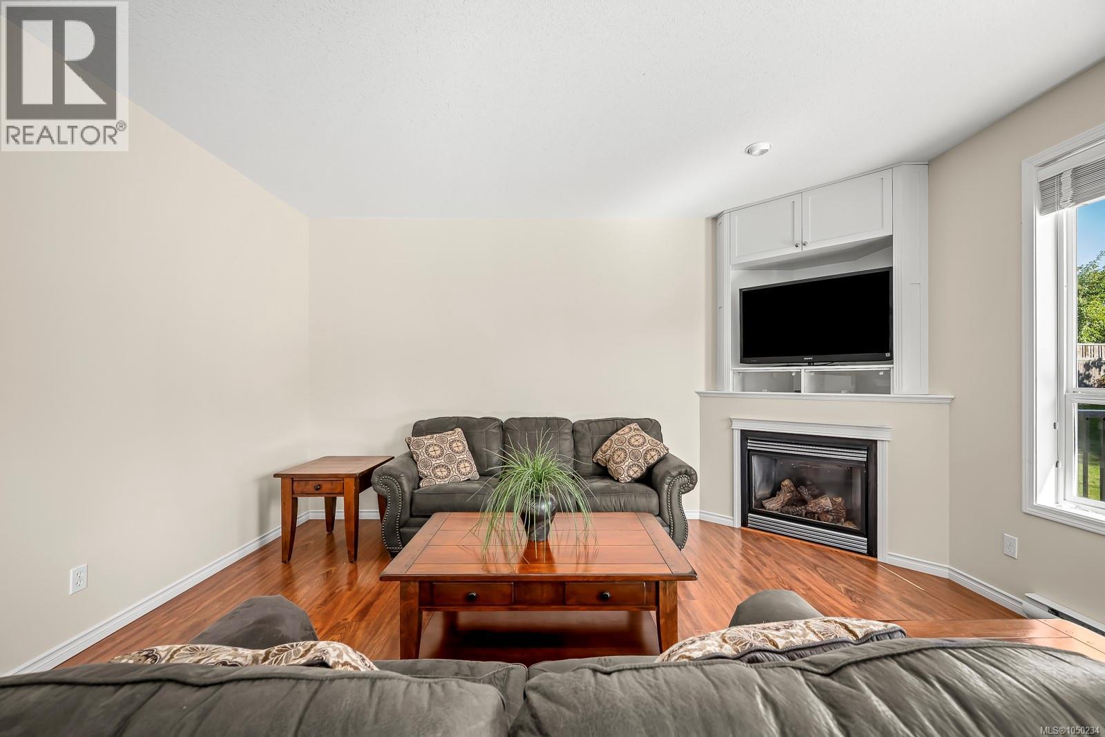 2464 Stirling Cres, Courtenay, British Columbia  V9N 1Y2 - Photo 9 - 1050234