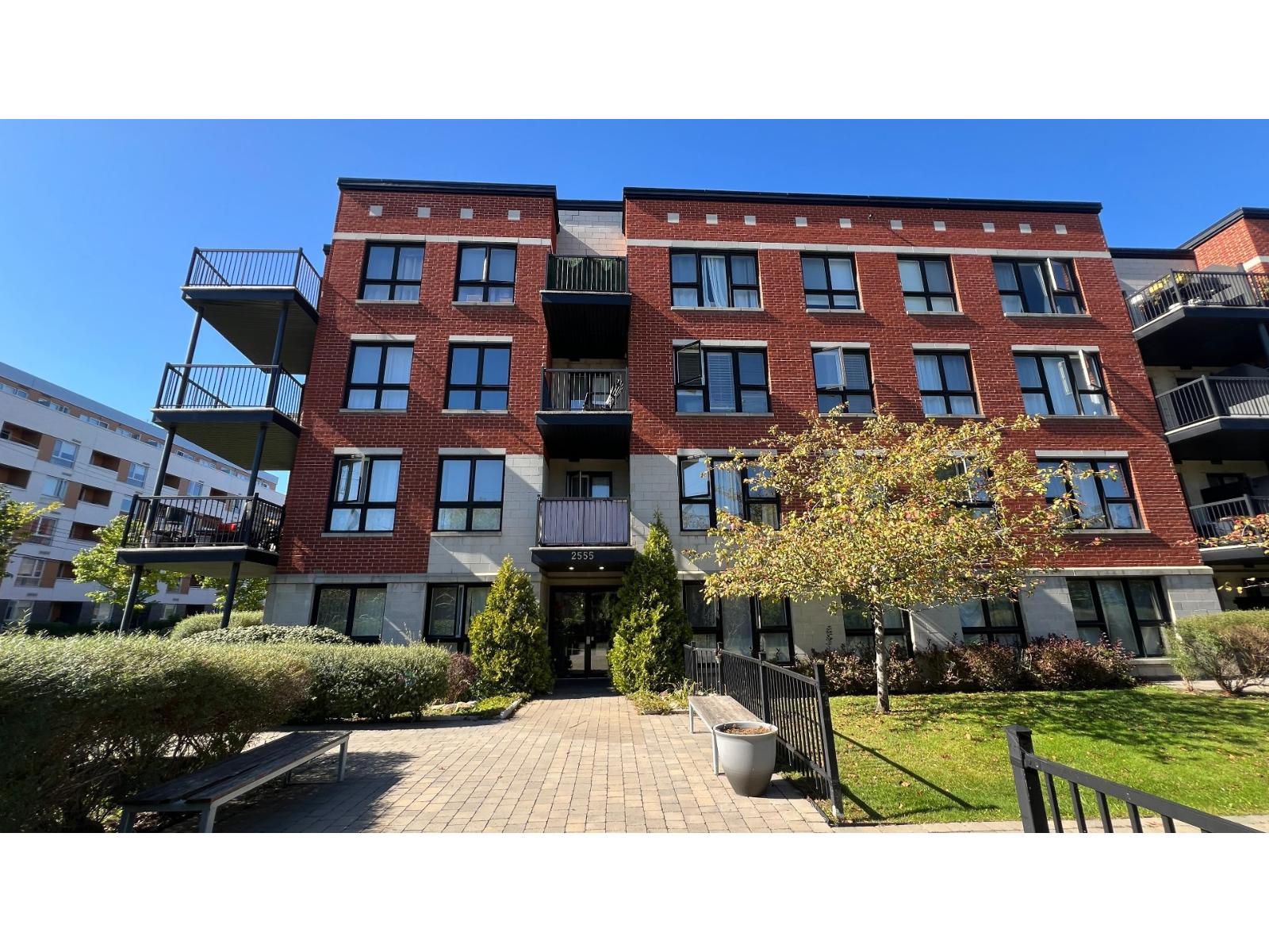 2555 Rue Grenet|#206 Montréal (Saint-Laurent) Quebec Canada H4L0A9 2