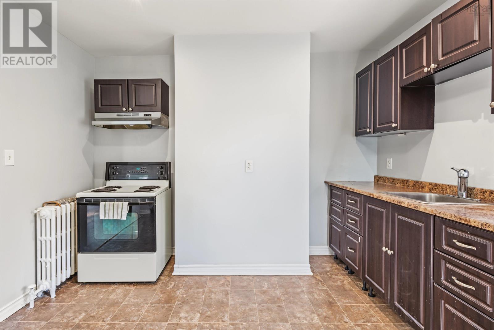 412 Atlantic Street, Sydney, Nova Scotia  B1P 3R8 - Photo 24 - 202623976