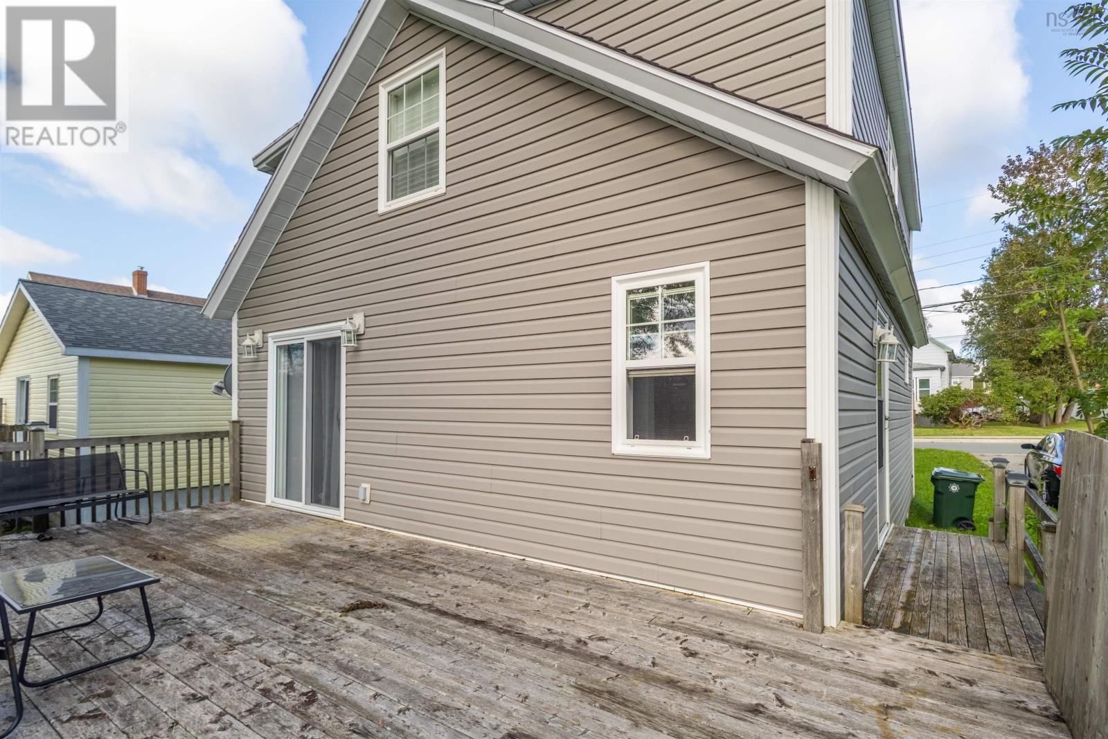 412 Atlantic Street, Sydney, Nova Scotia  B1P 3R8 - Photo 7 - 202623976