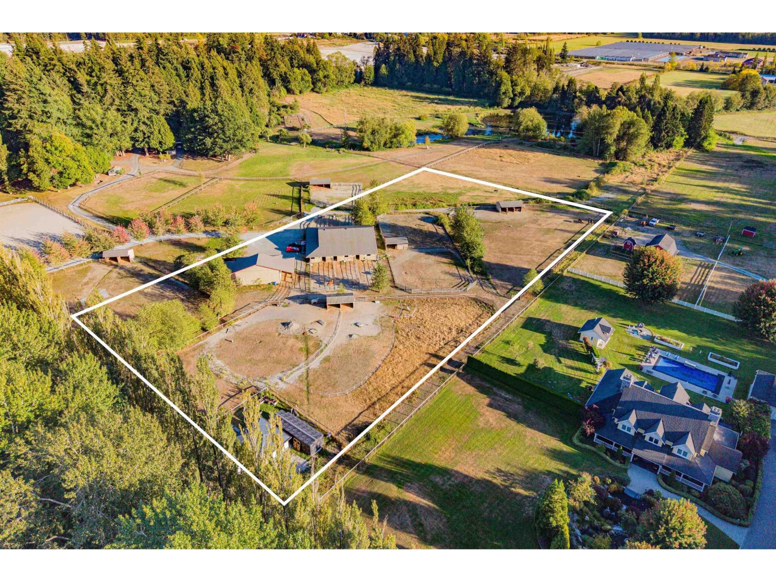18738 20 AVENUE photo 16