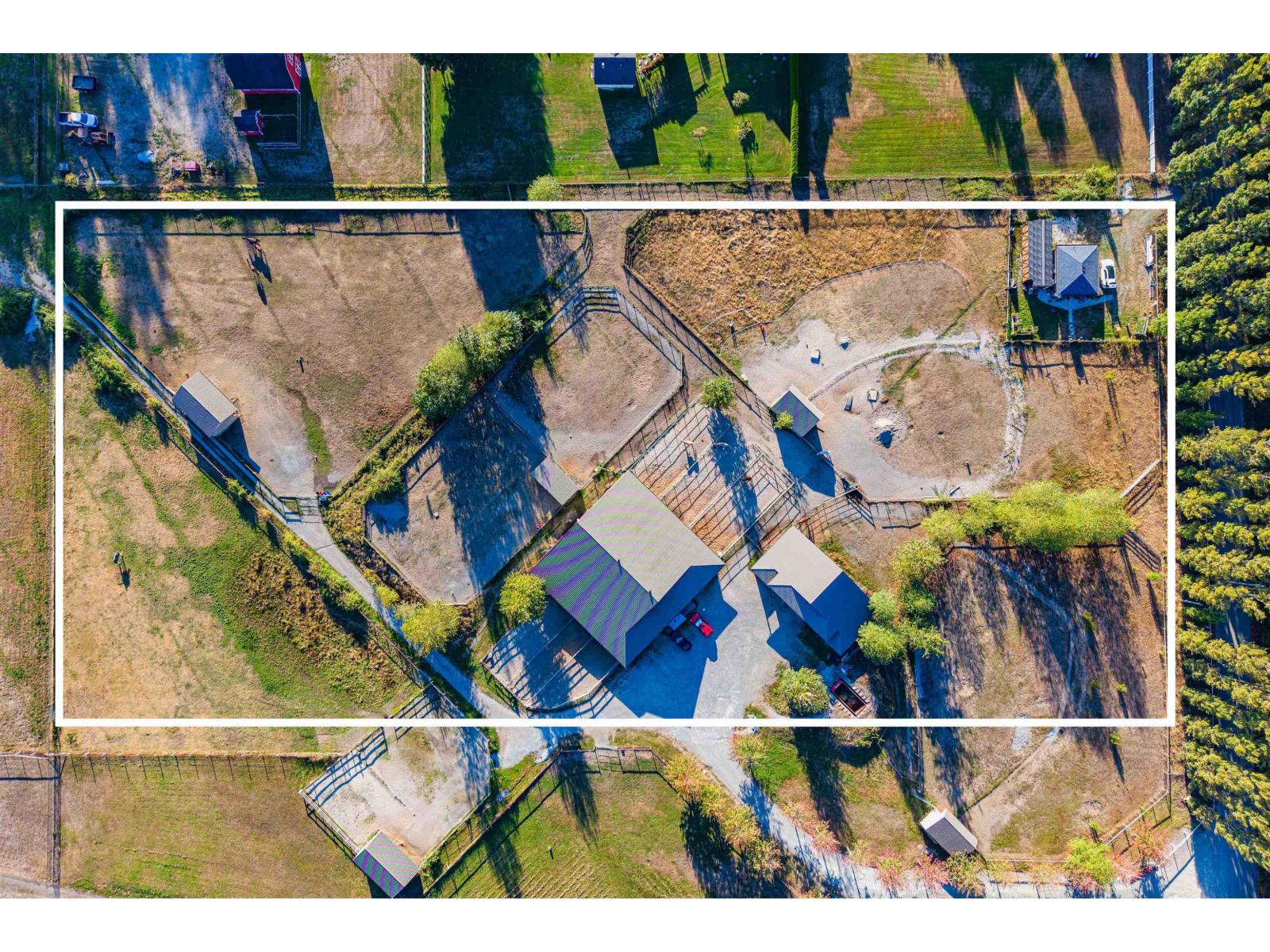 18738 20 AVENUE photo 13