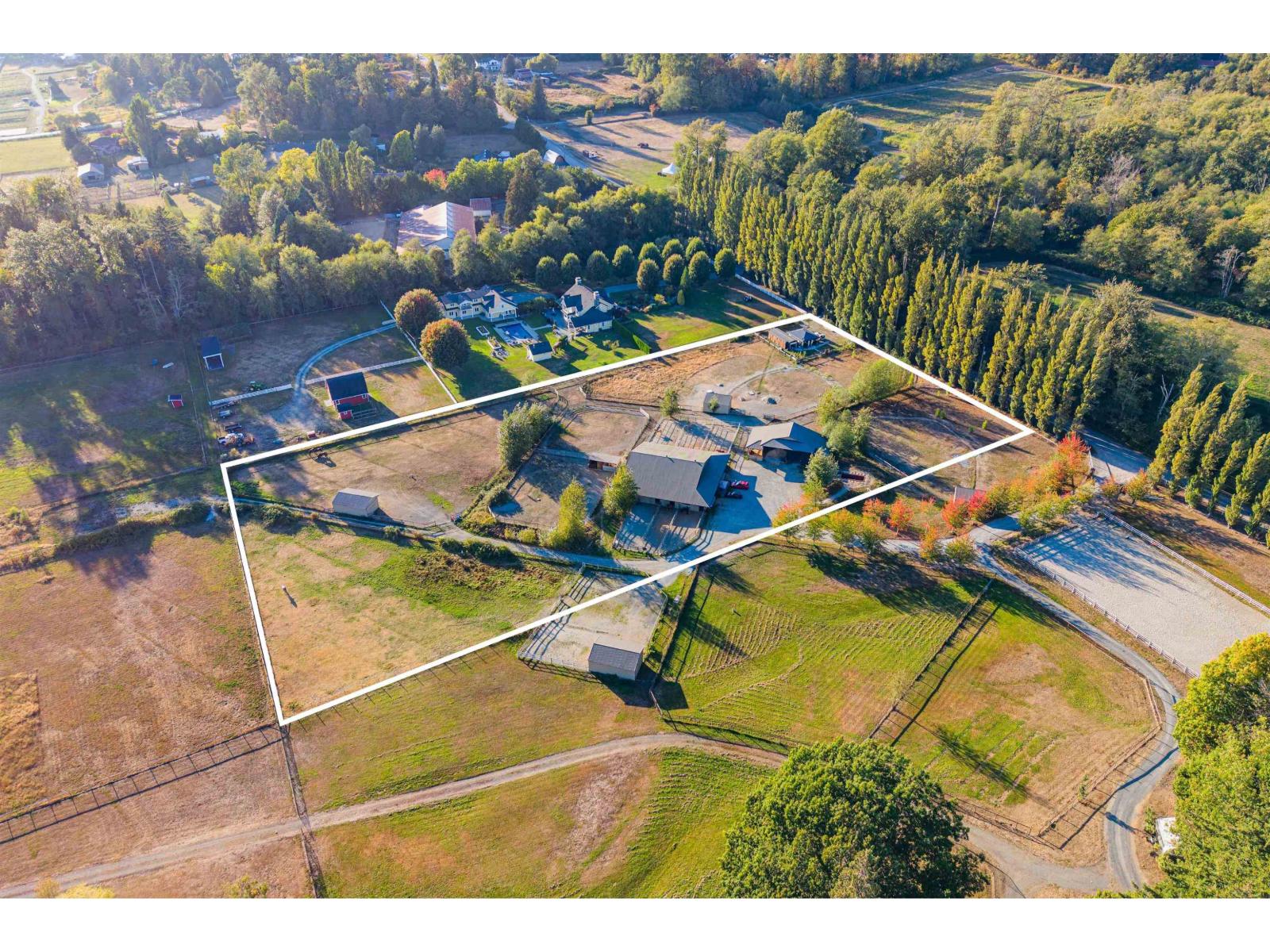 18738 20 AVENUE photo 14
