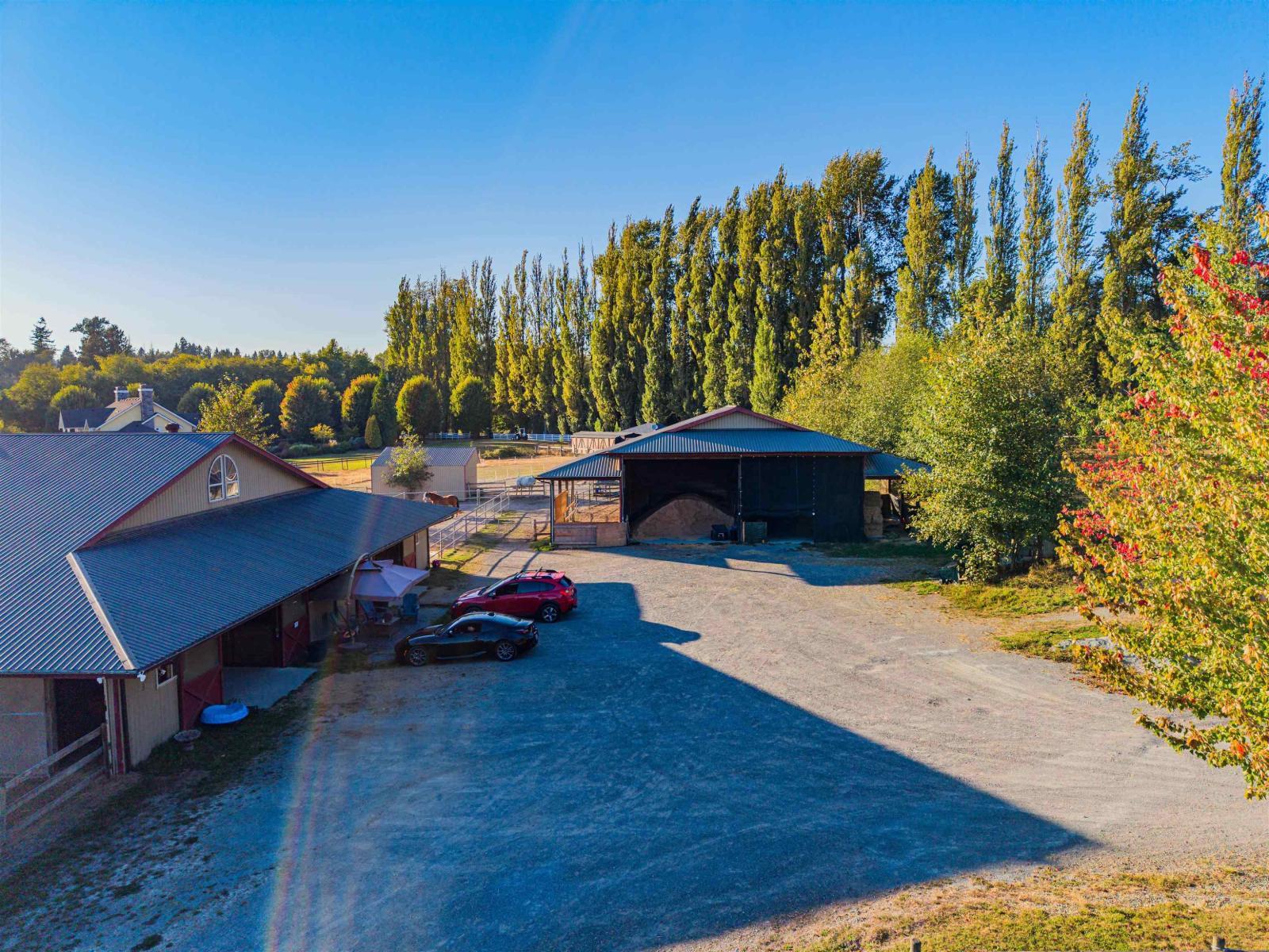 18738 20 AVENUE photo 9