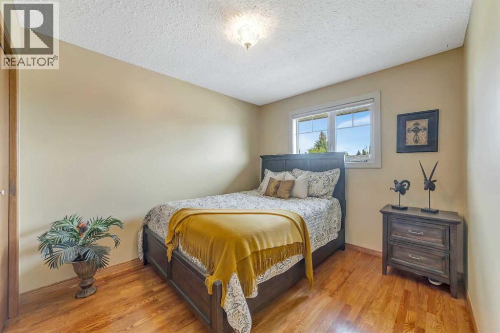 2306 52A Avenue Close photo 21