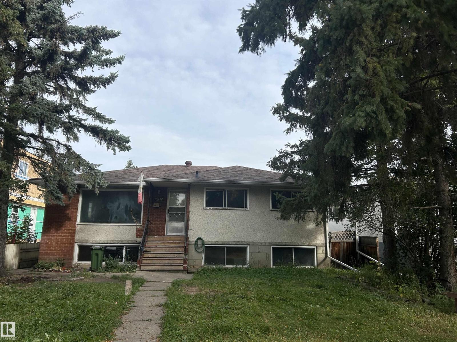 10450 69 AV NW