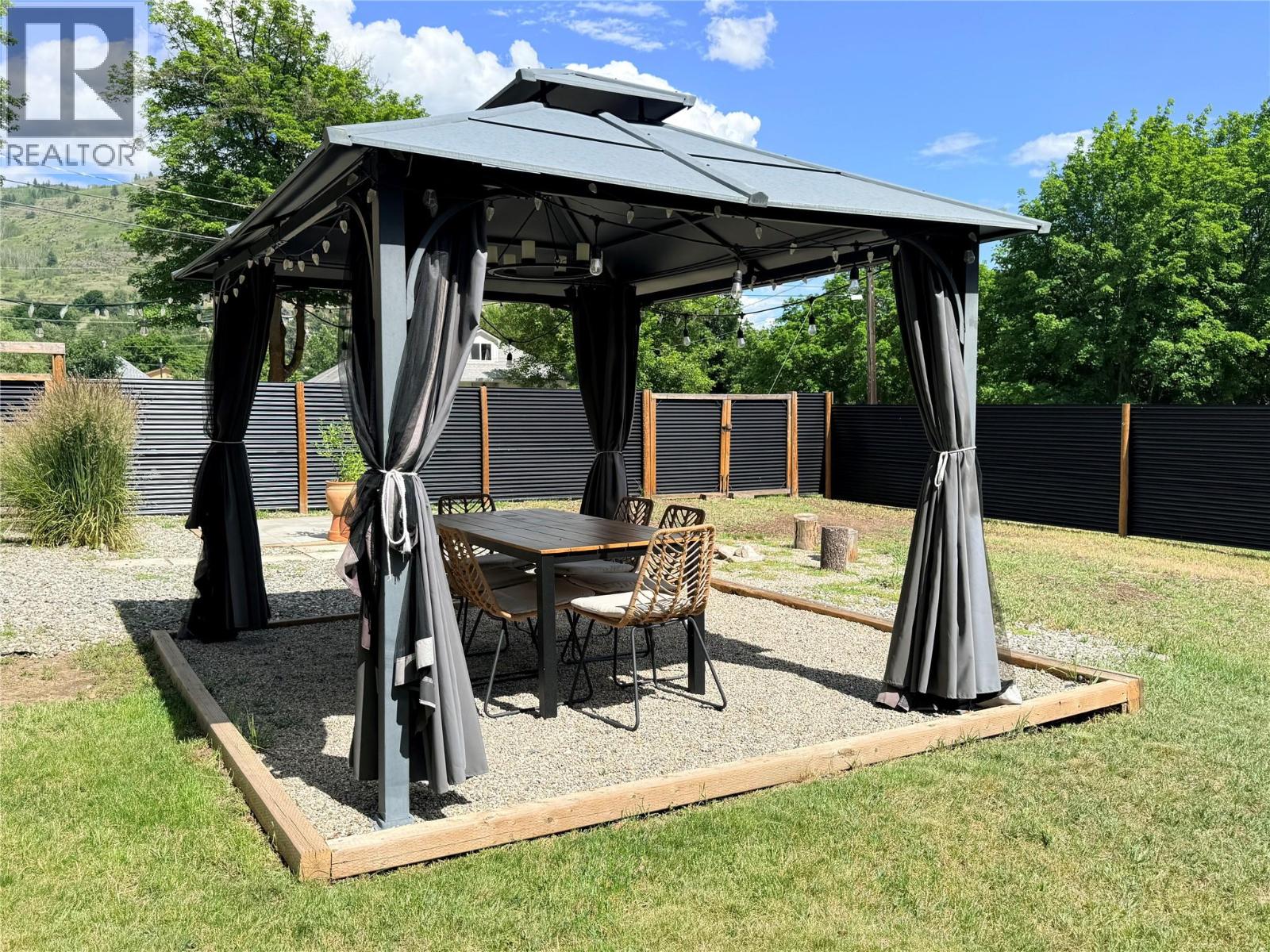 7577 4th Street, Grand Forks, British Columbia  V0H 1H0 - Photo 34 - 10391935