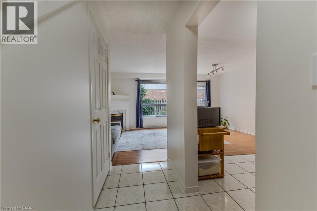 10 Cadham Boulevard Unit# 32, Hamilton, Ontario  L8W 3X6 - Photo 6 - 40863608