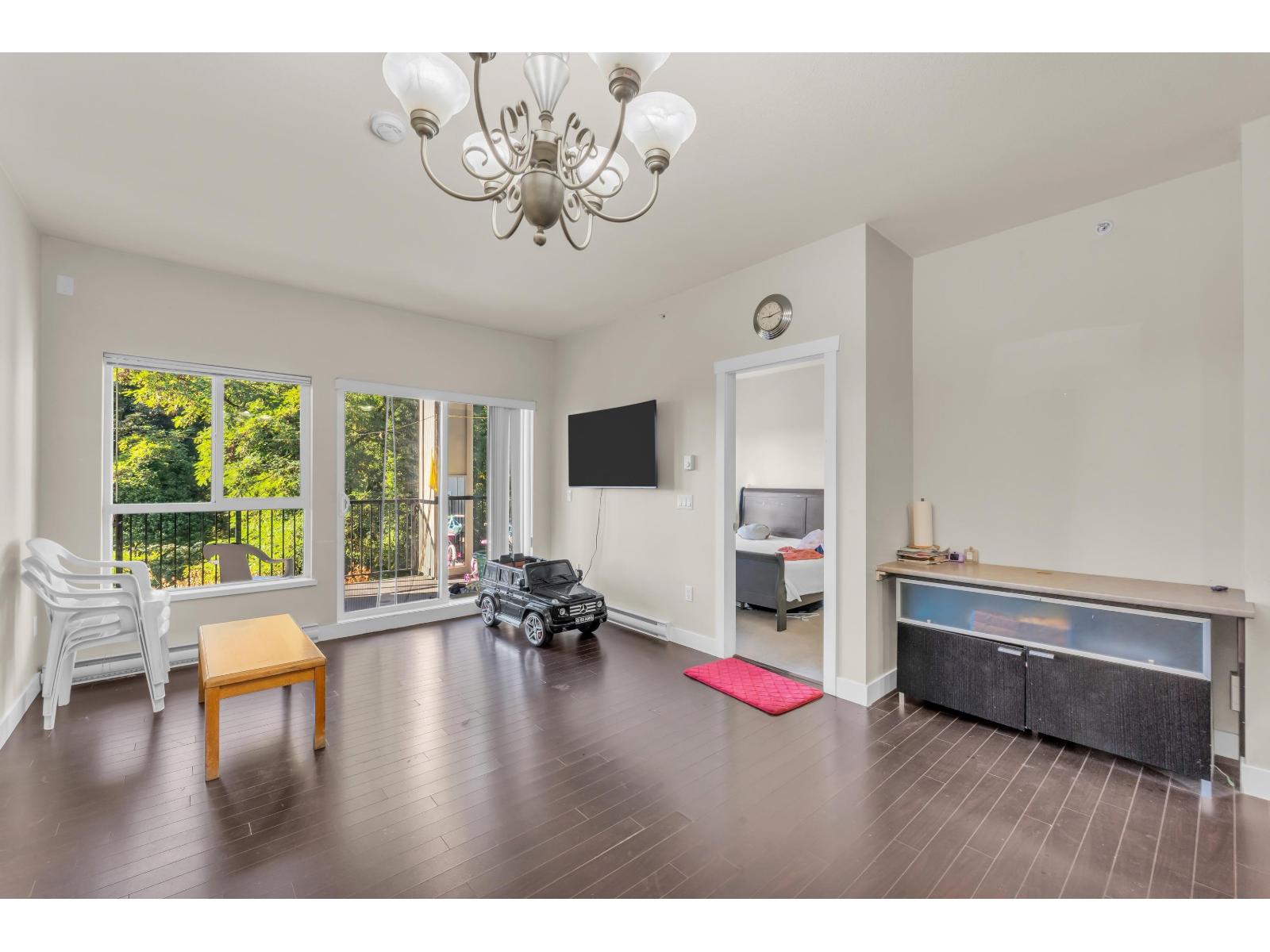 409 9655 King George Boulevard, Surrey, British Columbia V3T 0C7 - Photo 15 - R3167886