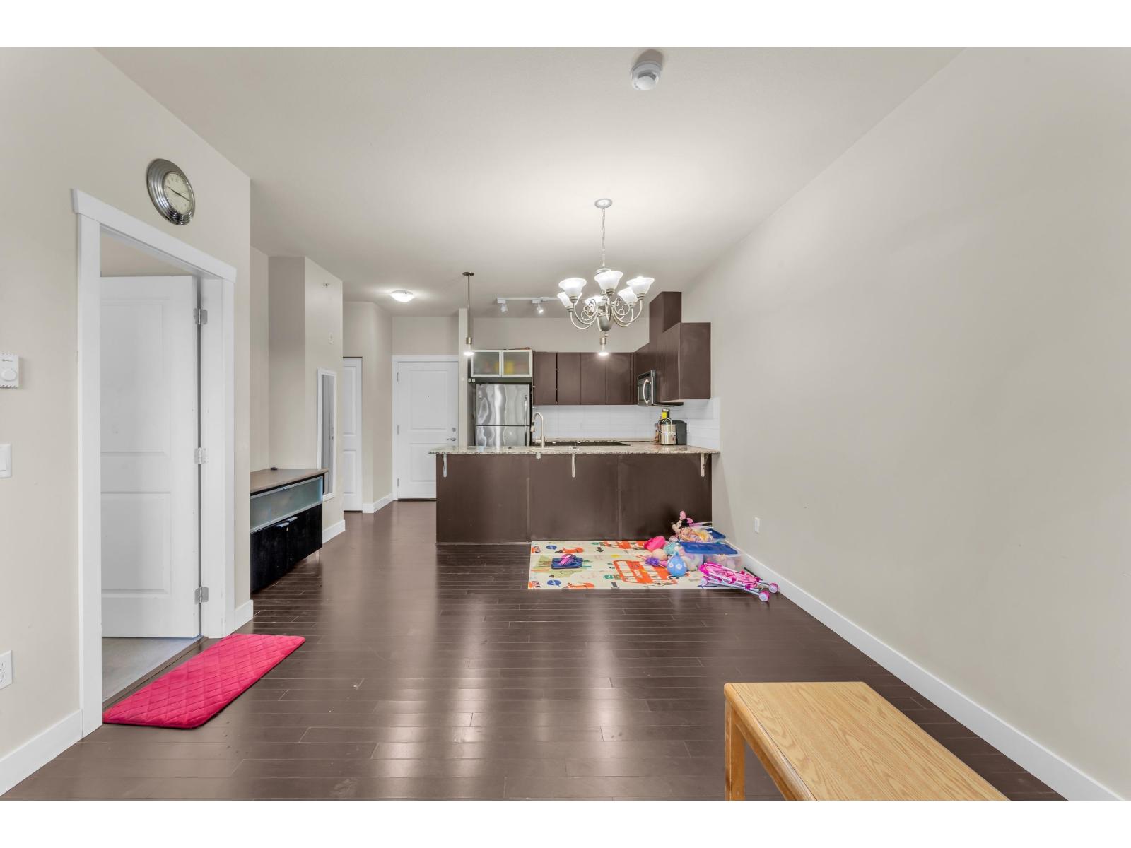 409 9655 King George Boulevard, Surrey, British Columbia V3T 0C7 - Photo 17 - R3167886