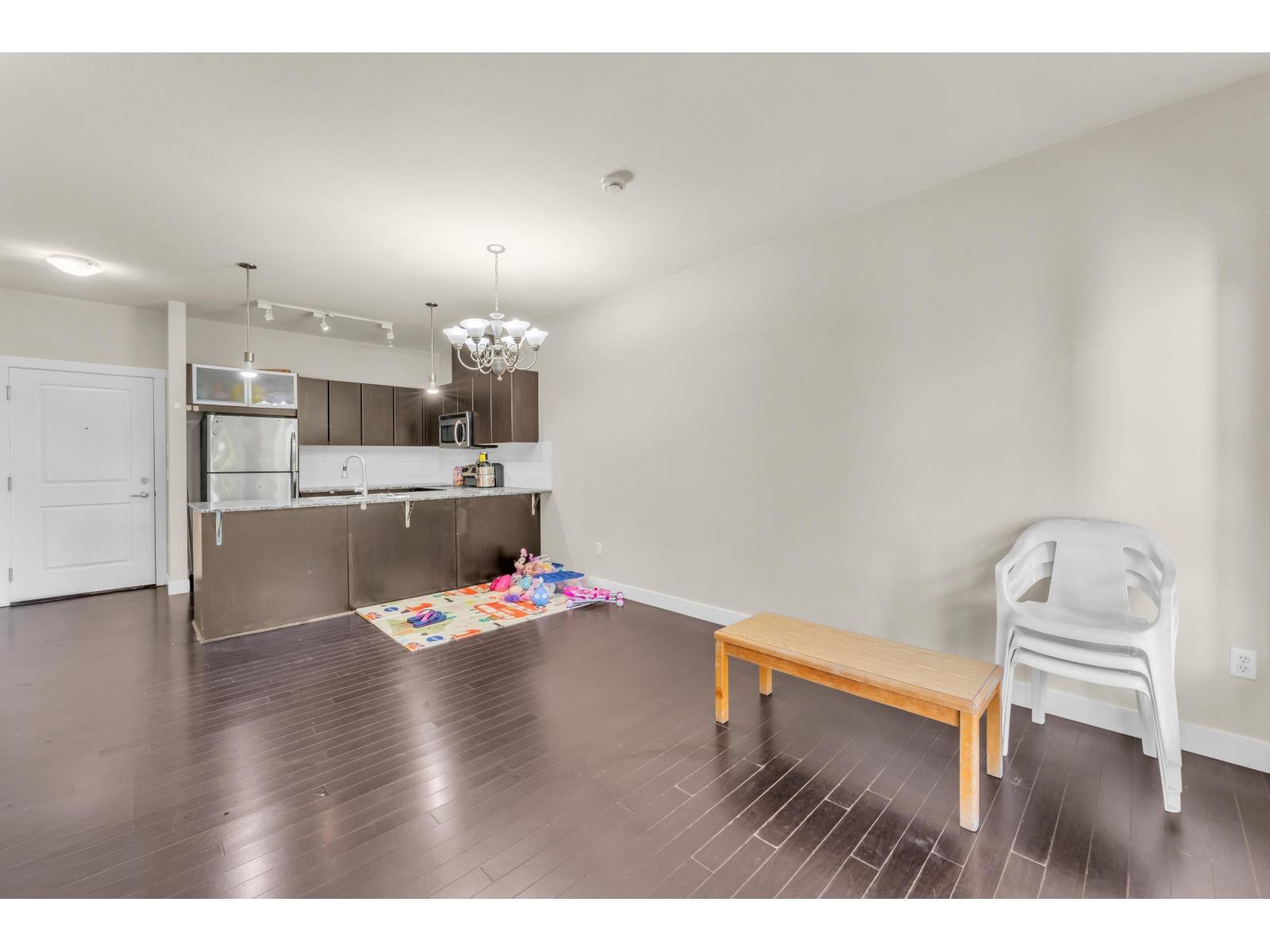 409 9655 King George Boulevard, Surrey, British Columbia V3T 0C7 - Photo 19 - R3167886