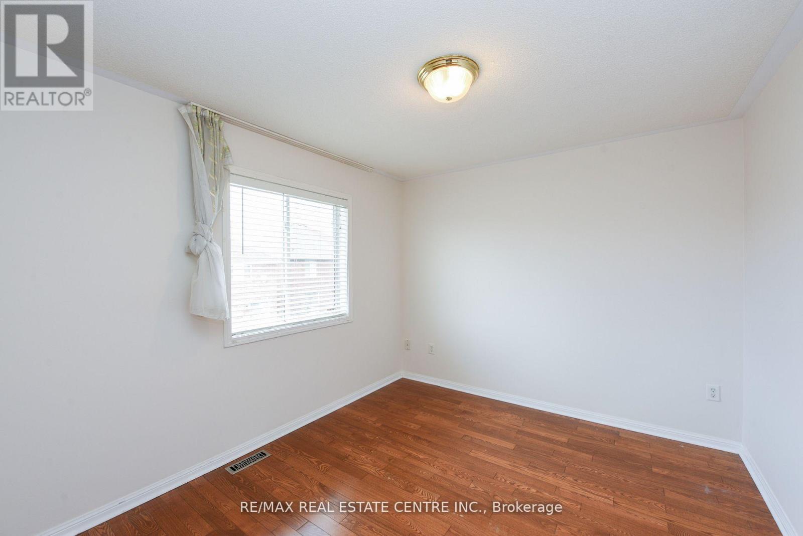 5989 Sidmouth Street, Mississauga, Ontario  L5V 2Z5 - Photo 20 - W13811534