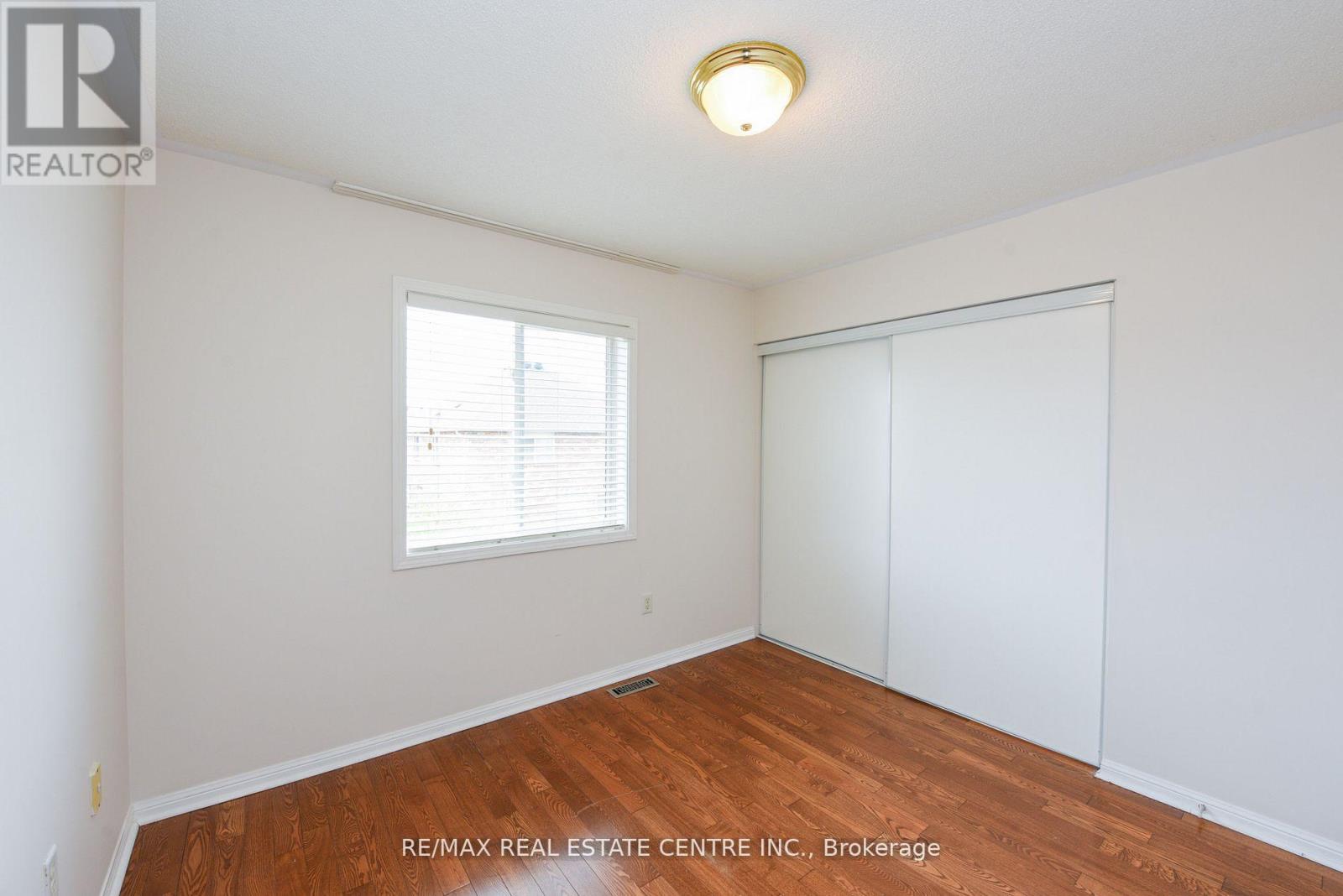 5989 Sidmouth Street, Mississauga, Ontario  L5V 2Z5 - Photo 25 - W13811534