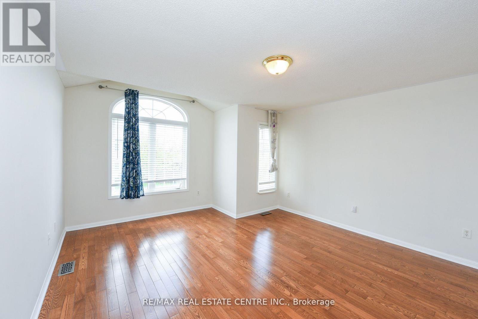 5989 Sidmouth Street, Mississauga, Ontario  L5V 2Z5 - Photo 31 - W13811534