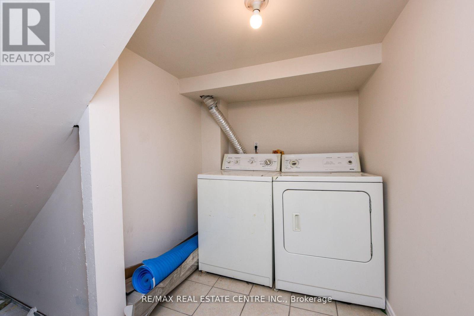 5989 Sidmouth Street, Mississauga, Ontario  L5V 2Z5 - Photo 39 - W13811534