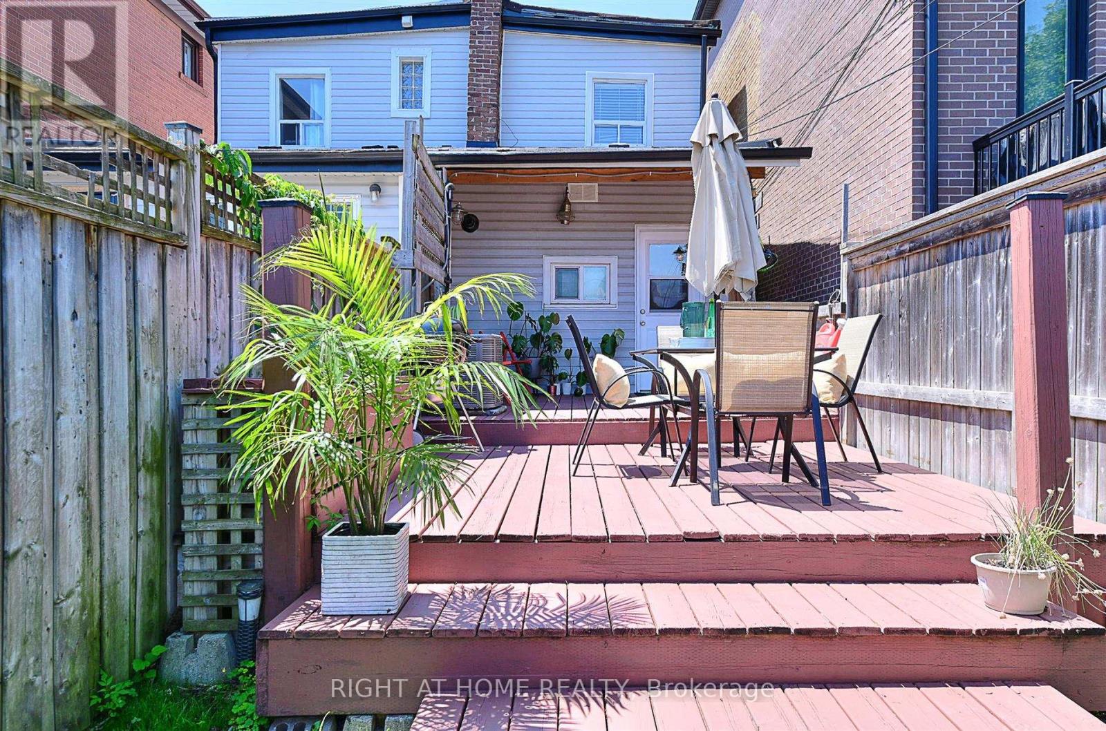 183 Earlscourt Avenue, Toronto, Ontario  M6E 4B2 - Photo 23 - W13811542