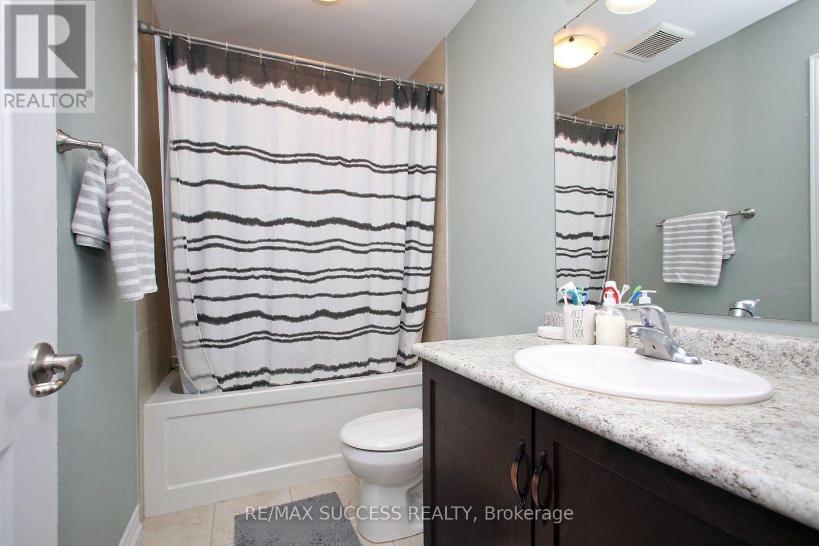 71 - 377 Glancaster Road, Hamilton, Ontario  L9G 0G4 - Photo 23 - X13811556