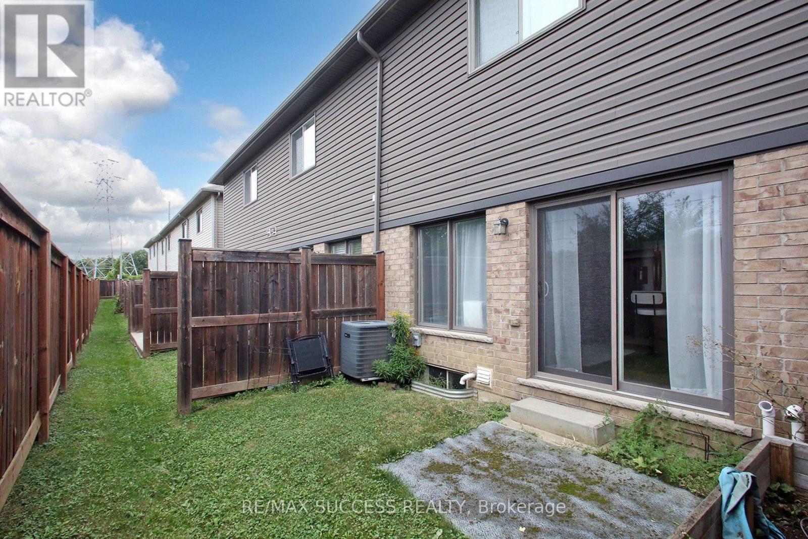 71 - 377 Glancaster Road, Hamilton, Ontario  L9G 0G4 - Photo 30 - X13811556