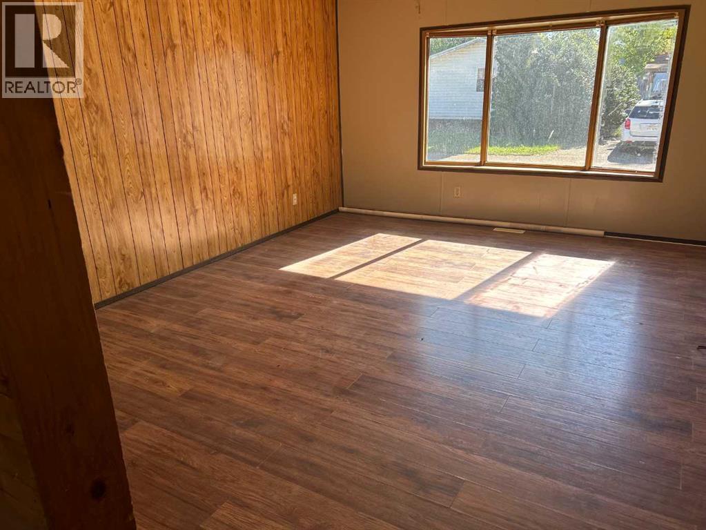 77 Greenbrook Village, Brooks, Alberta  T1R 0N1 - Photo 2 - A2346173