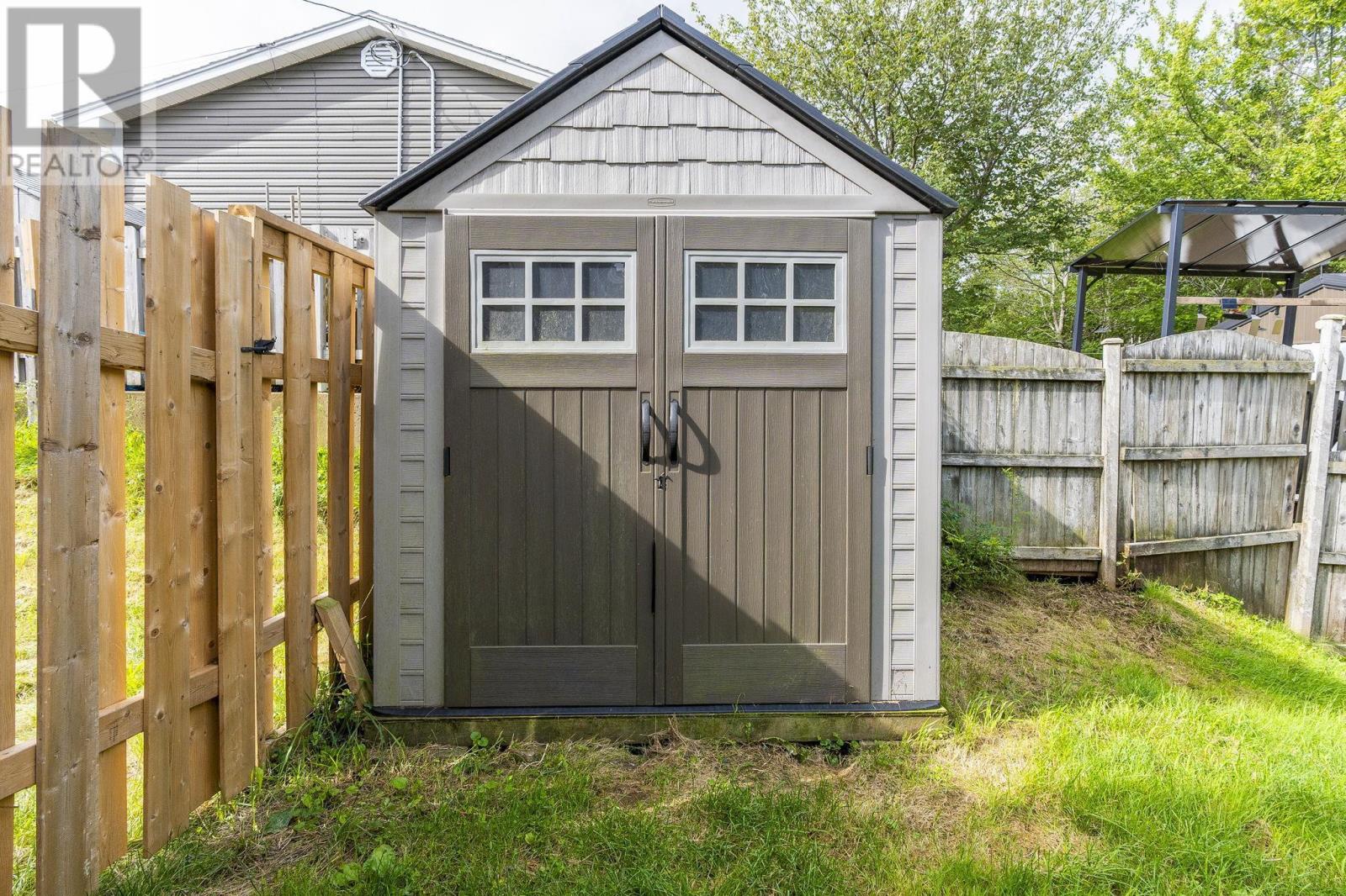 15 Dipper Crescent photo 29