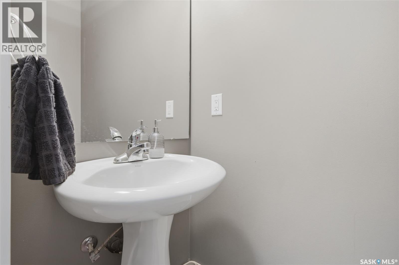 1448 Mcintosh Street, Regina, Saskatchewan  S4T 5C3 - Photo 27 - SK049031