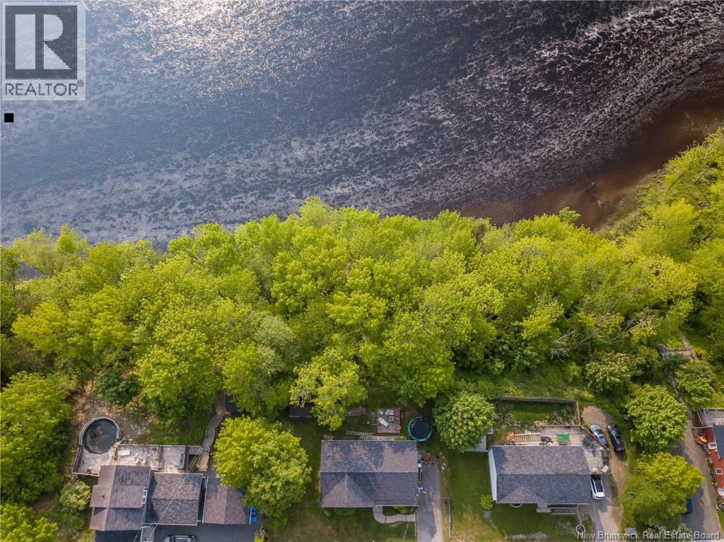 316 Milltown Boulevard, St. Stephen, New Brunswick  E3L 1H9 - Photo 23 - NB133982