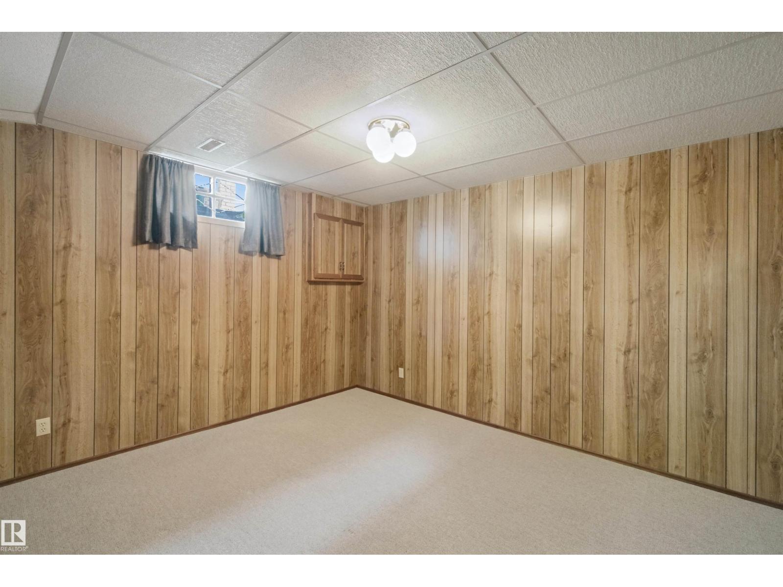 5828 181 ST NW photo 40