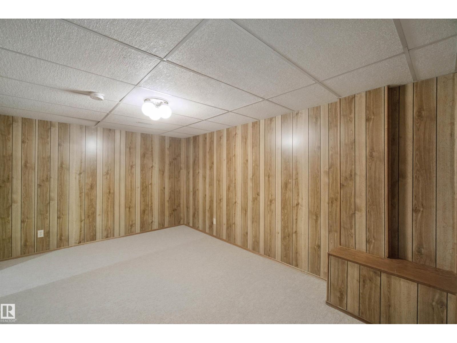 5828 181 ST NW photo 47