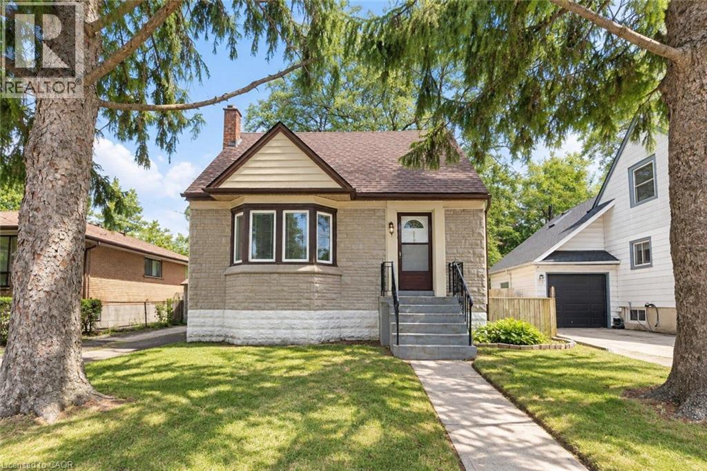 269 Queensdale Avenue E, Hamilton, Ontario  L9A 1L3 - Photo 39 - 40863878