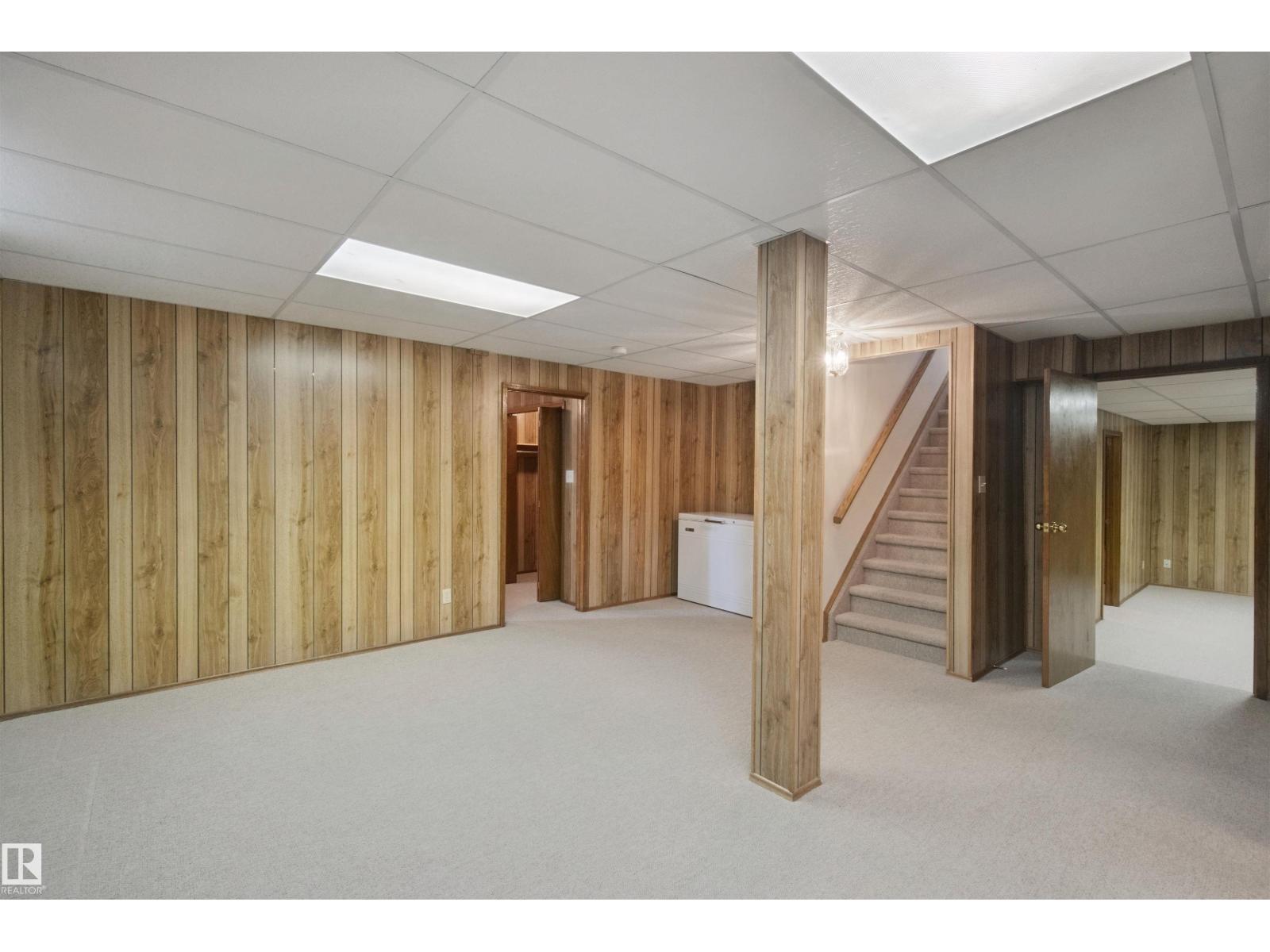 5828 181 ST NW photo 37